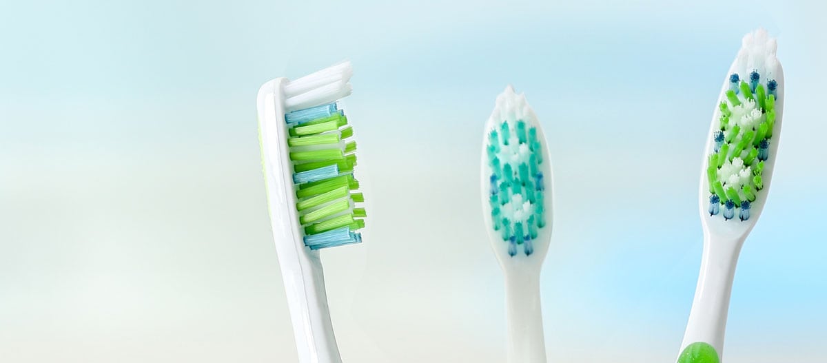 Electric Tooth Brushes Versus Manual Tooth Brushes | Oakville Dentist